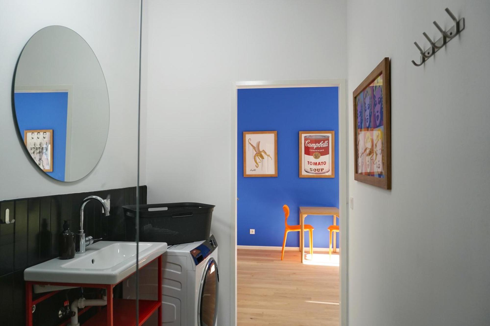 Vibrant Design Apartments - Full Kitchen - Wi-Fi - 18 Mins To City Centre Bécs Kültér fotó